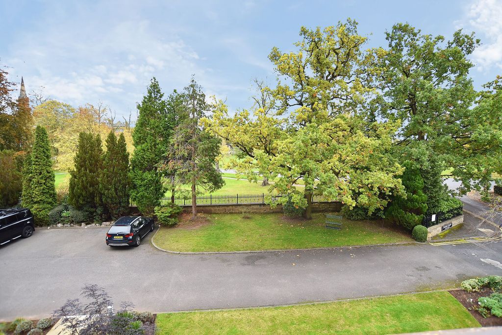 Additional image 4 of 3 bed flat for saleBeech Grove, Harrogate HG2