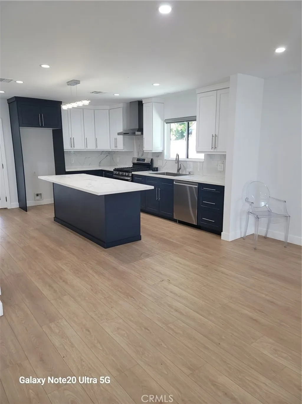 Additional image 13 of 13939 Sylvan St, Van Nuys, CA 91401