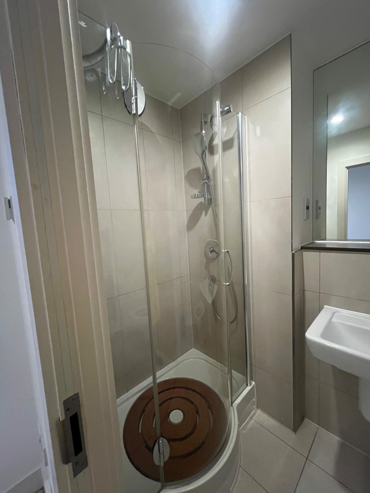 Additional image 7 of 2 Bed Flat, Wandsworth Road, SW8, N1 7GU