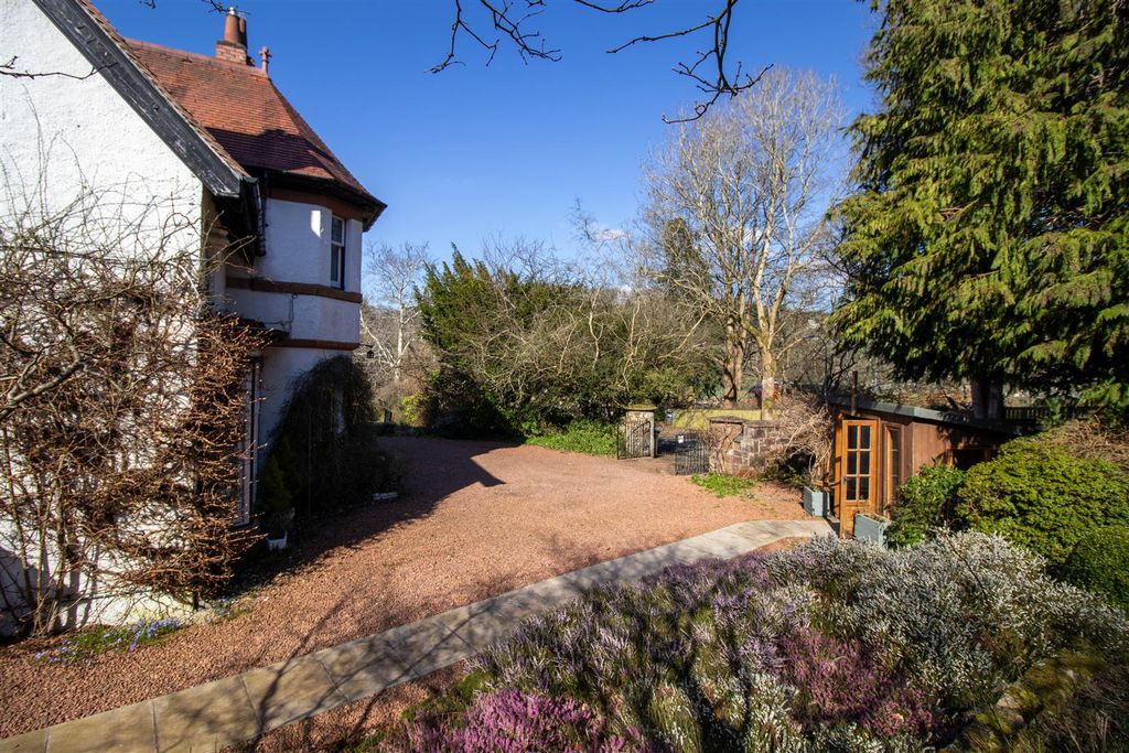 Additional image 23 of 7 bed detached house for saleIngleside, Buccleuch Road, Hawick TD9