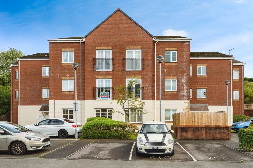 2 bed flat for saleEdith Mills Close, Neath SA11