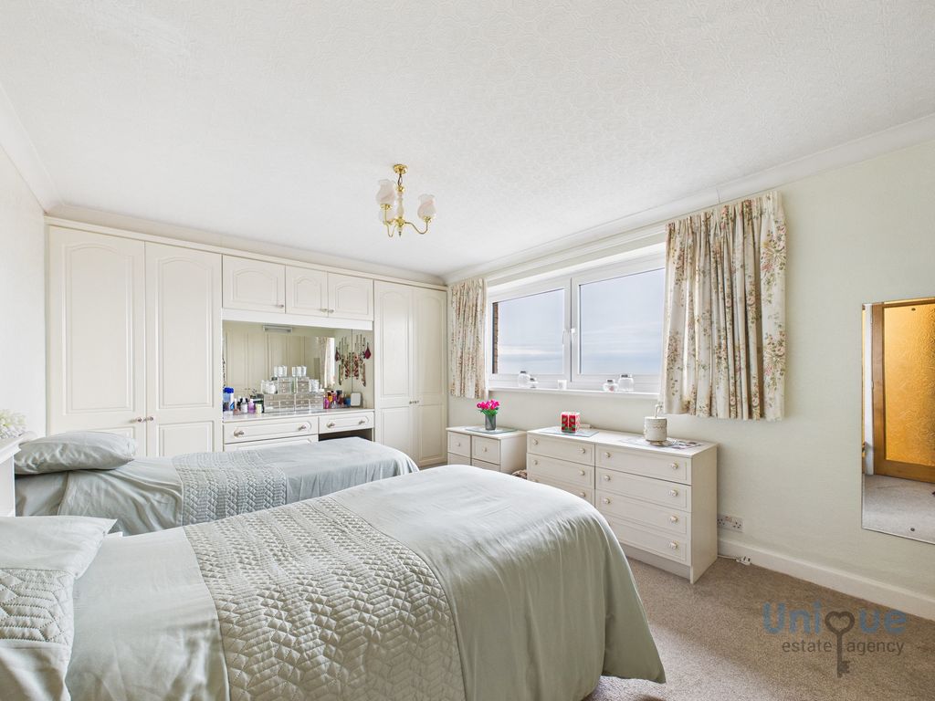 Additional image 10 of 2 bed flat for saleRoyal Beach Court, North Promenade, Lytham St. Annes FY8