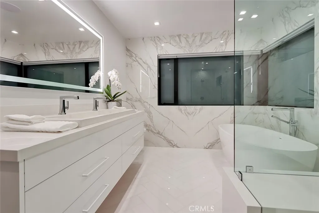 Additional image 68 of 1208 The Strand Unit C, Manhattan Beach, CA 90266