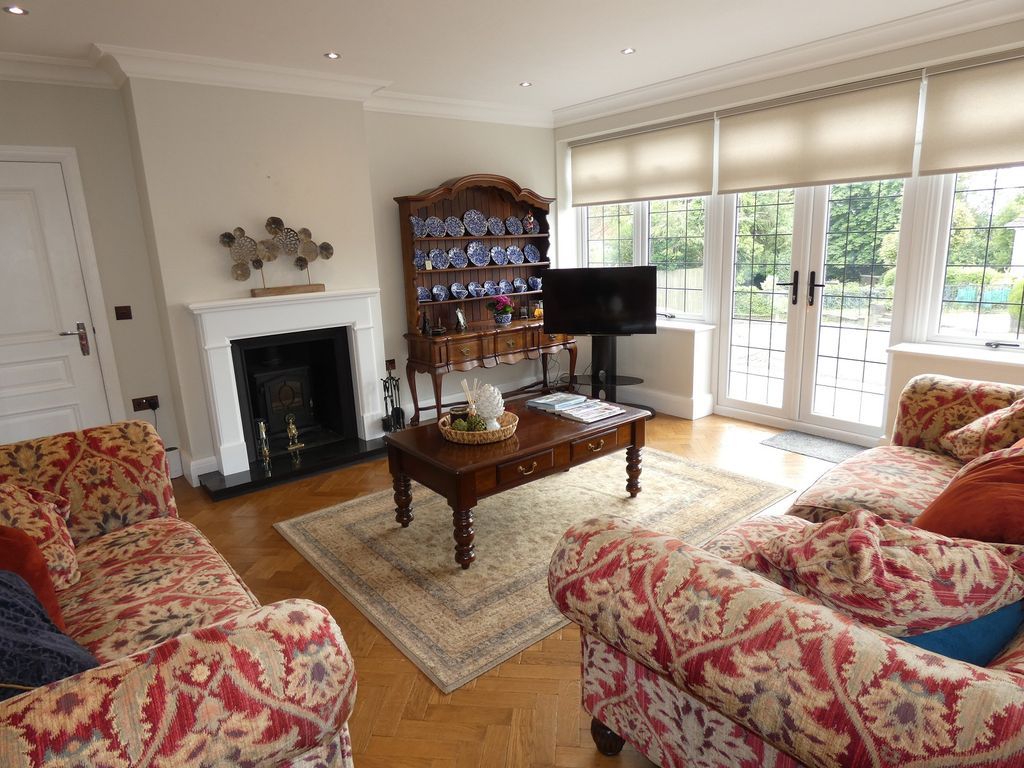 Additional image 4 of 4 bed detached house for saleChestnut Close, Rhyddings, Neath. SA10