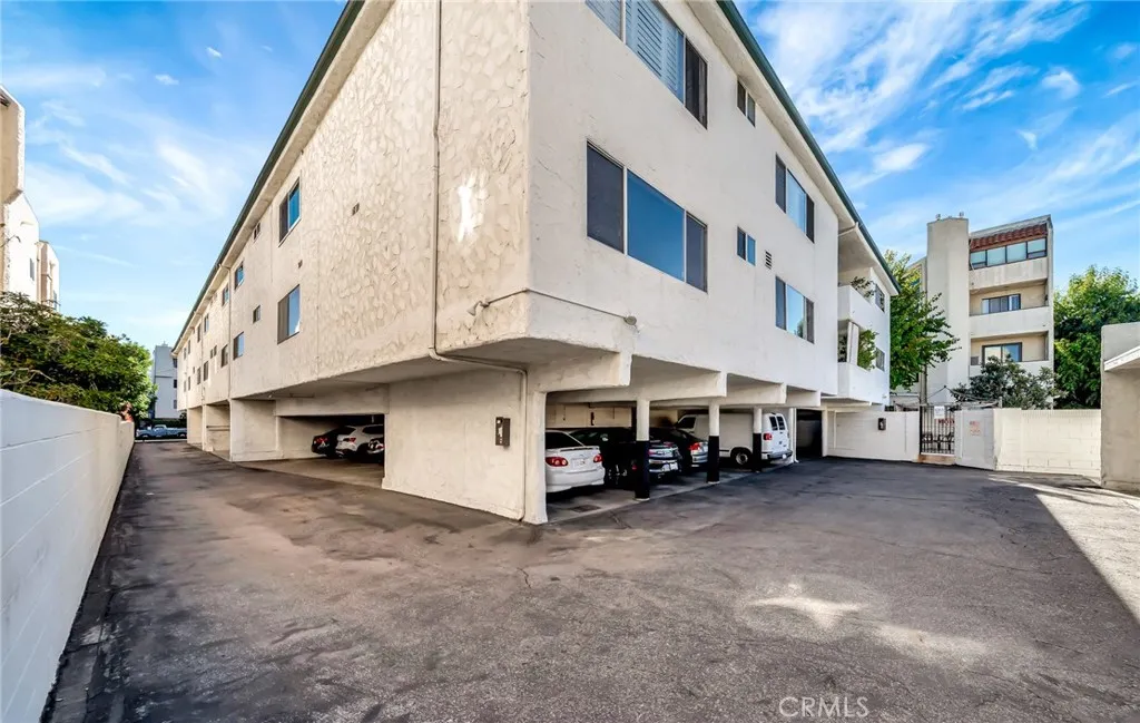 Additional image 32 of 5315 Zelzah Ave Unit 6, Encino, CA 91316