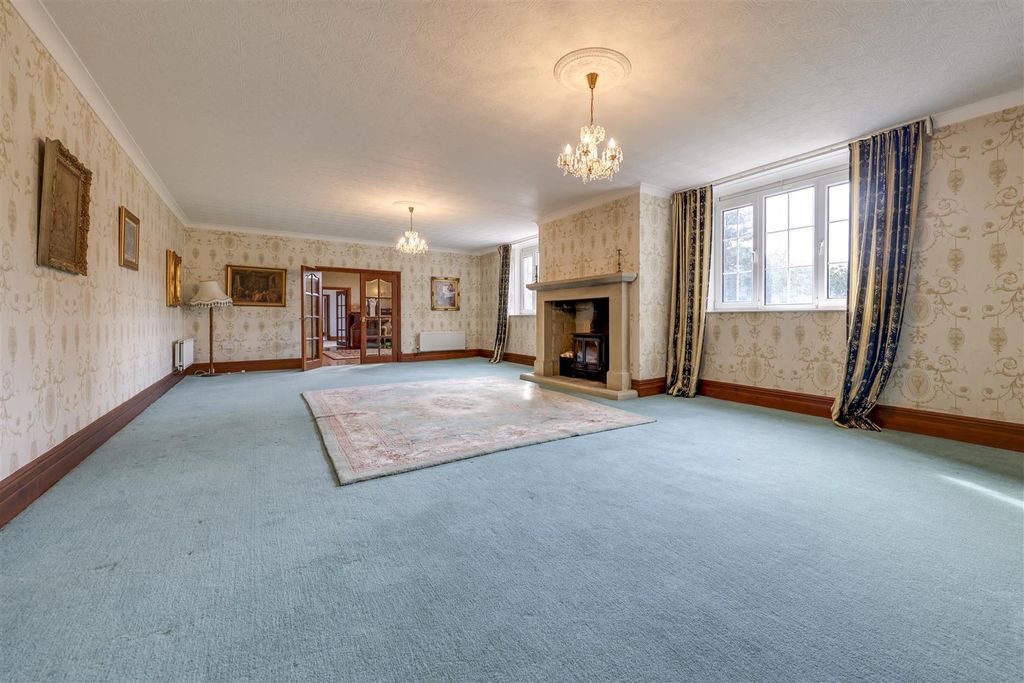Additional image 15 of 6 bed detached house for saleBurnley Road, Loveclough, Rossendale - Over 10, 000Sqft Of Accommodation BB4