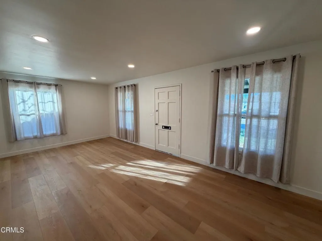 Additional image 5 of 430 W Fir Avenue, Oxnard, CA 93033