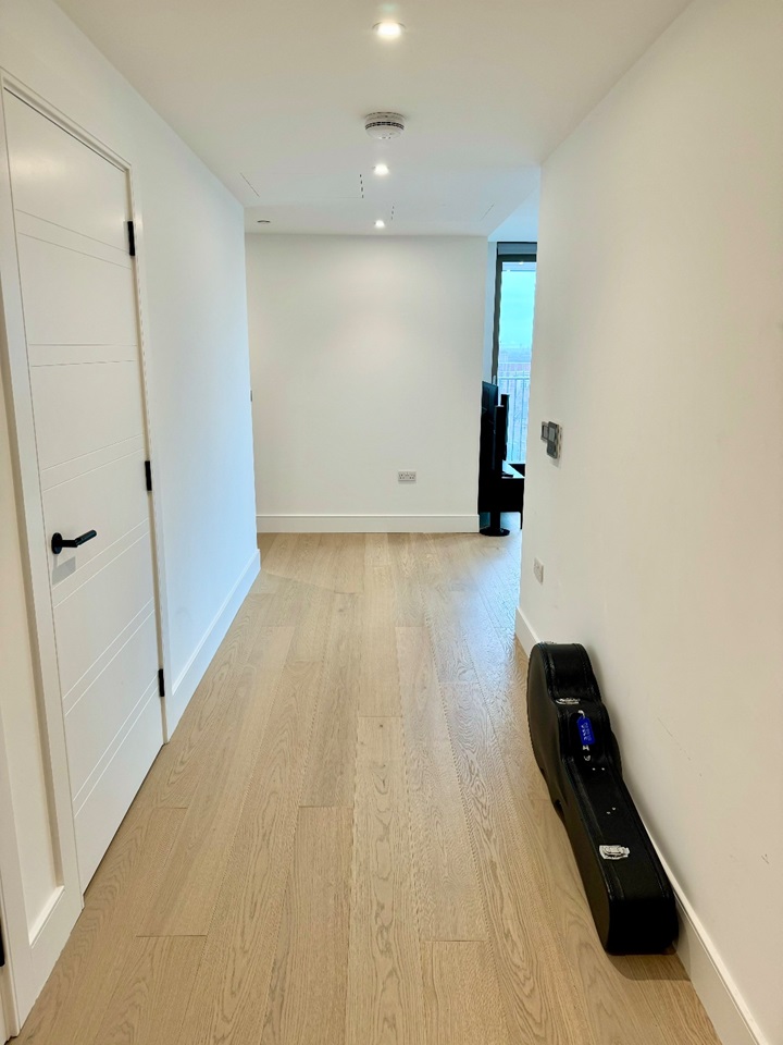 Additional image 20 of 2 Bed Flat, Salisbury House, SW11, N1 7GU