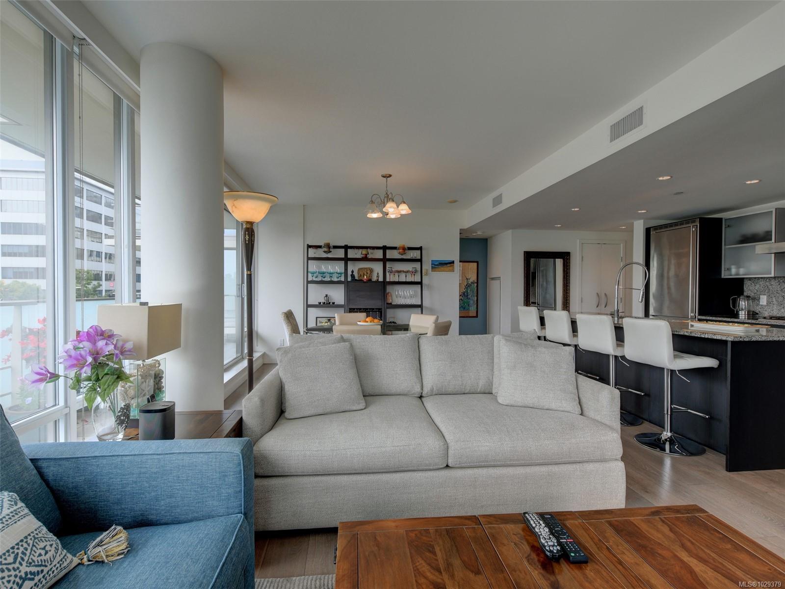 Additional image 4 of 406-708 Burdett Avenue, Victoria, BC, V8W 0A8