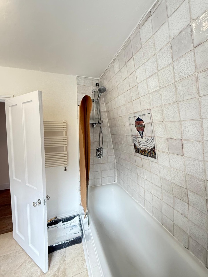 Additional image 16 of 2 Bed Flat, Dove Mews, SW5, N1 7GU