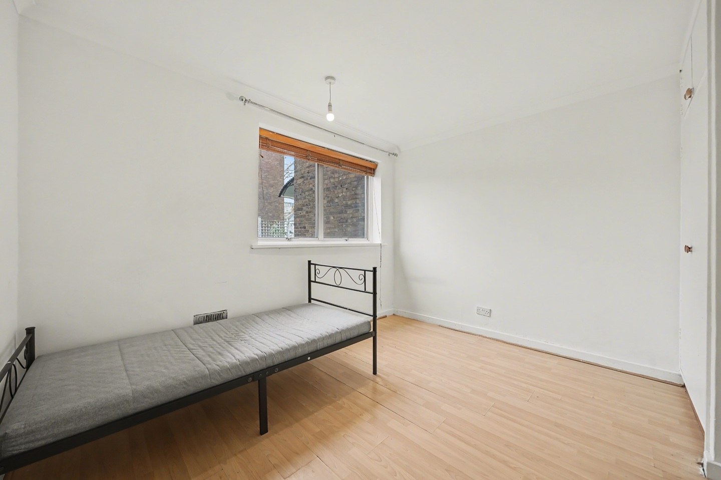 Additional image 9 of 2 Bed Flat, St Mary Le Park Court, SW11, N1 7GU