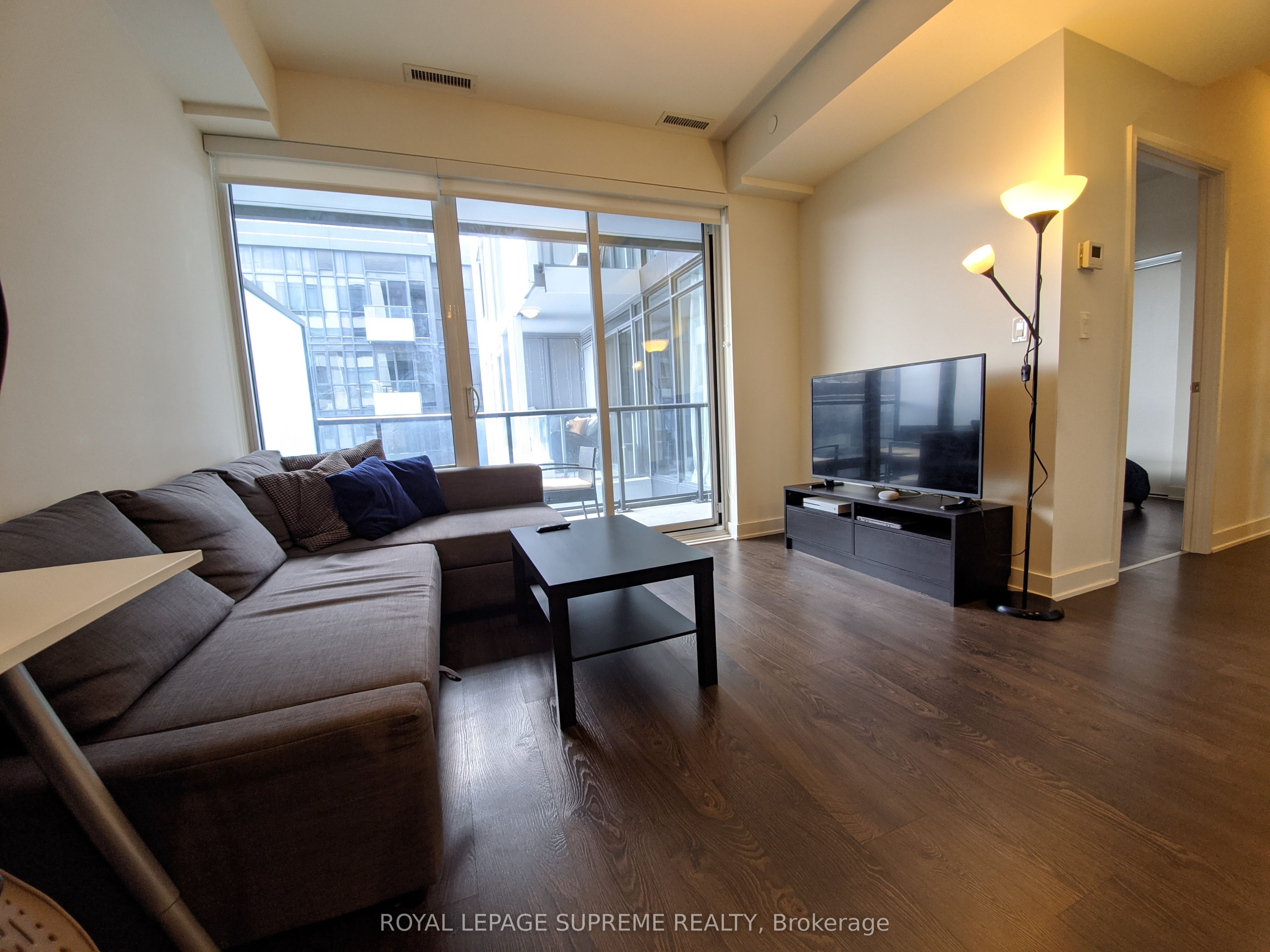 Additional image 4 of 1023E-576 Front Street, Toronto, ON, M5V 0P8