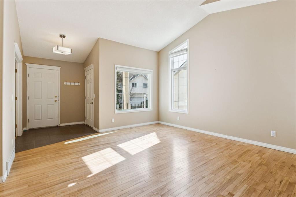 Additional image 5 of 363 Prominence Heights SW, Calgary, AB, T3H 2Z6