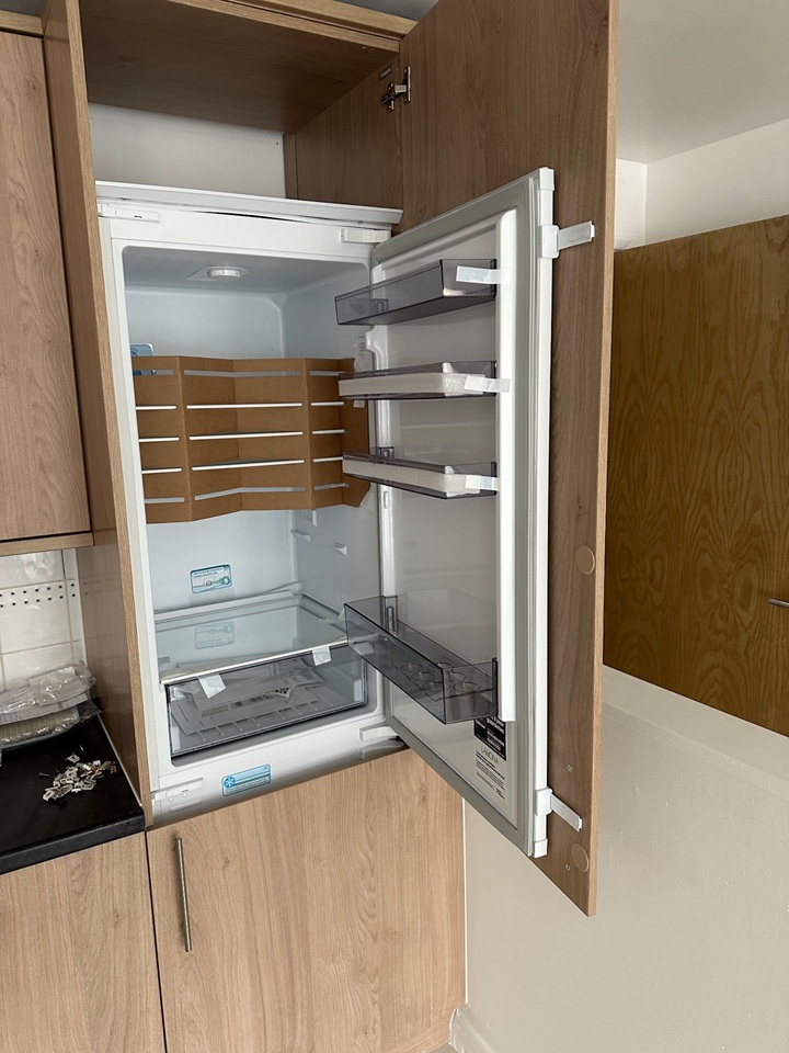 Additional image 3 of 1 Bed Flat, Hampton House, SW8, N1 7GU