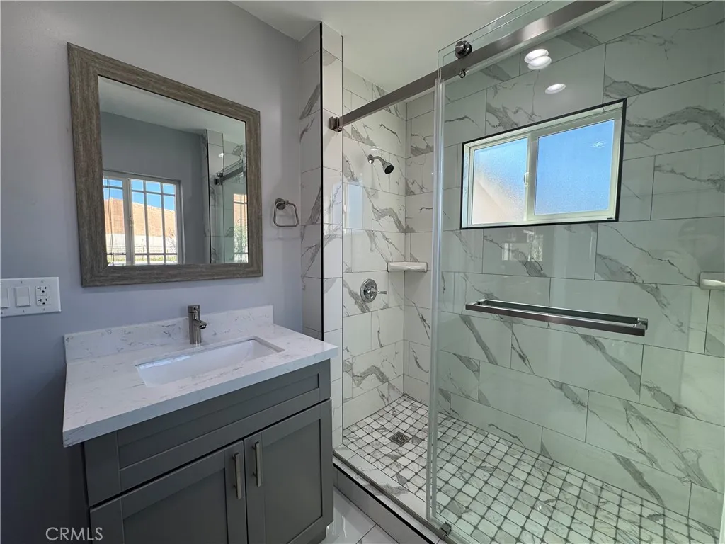 Additional image 22 of 7611 Bloomington Avenue, Burbank, CA 91504