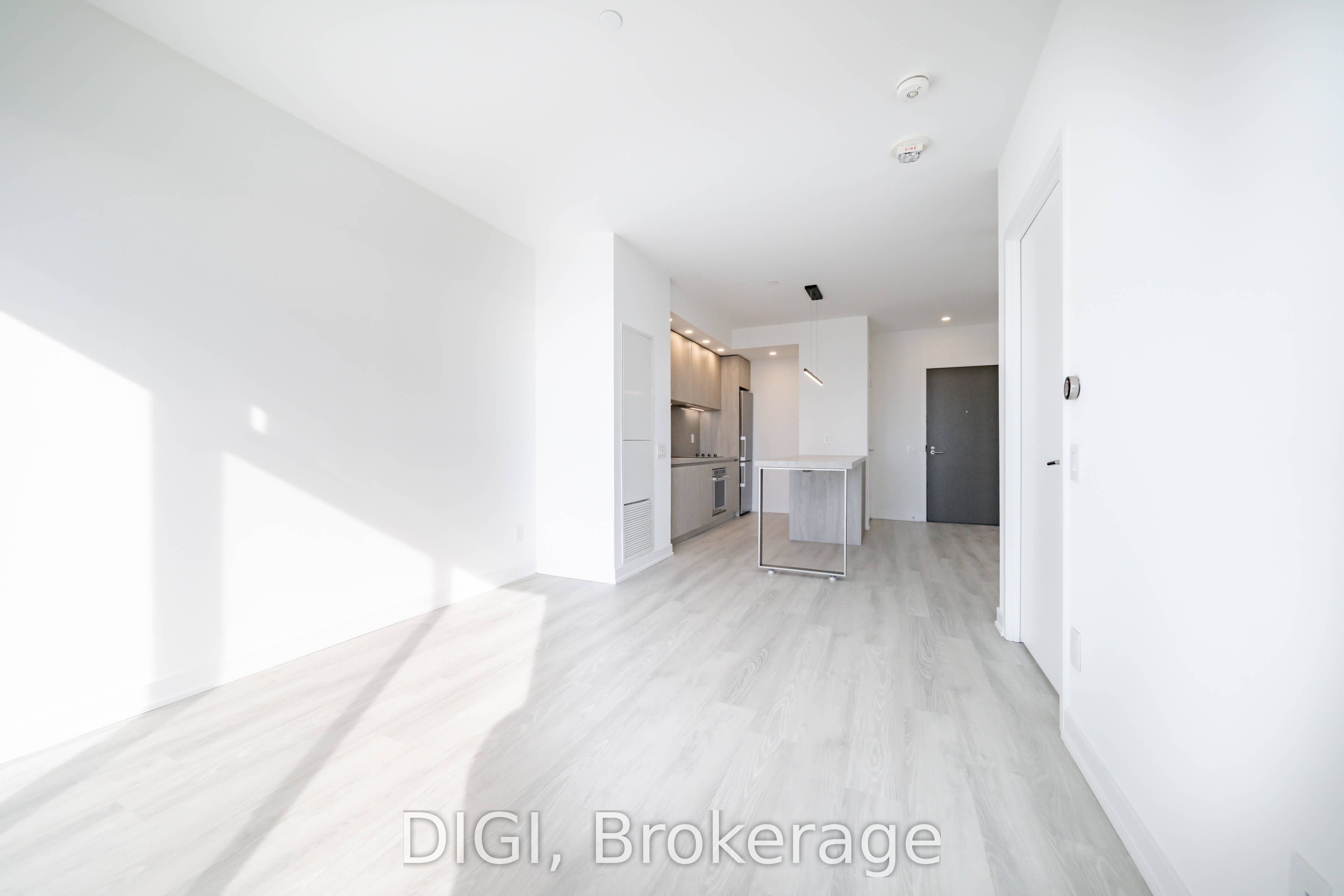 Additional image 2 of 3604-57 Spadina Avenue, Toronto, ON, M5V 0T9