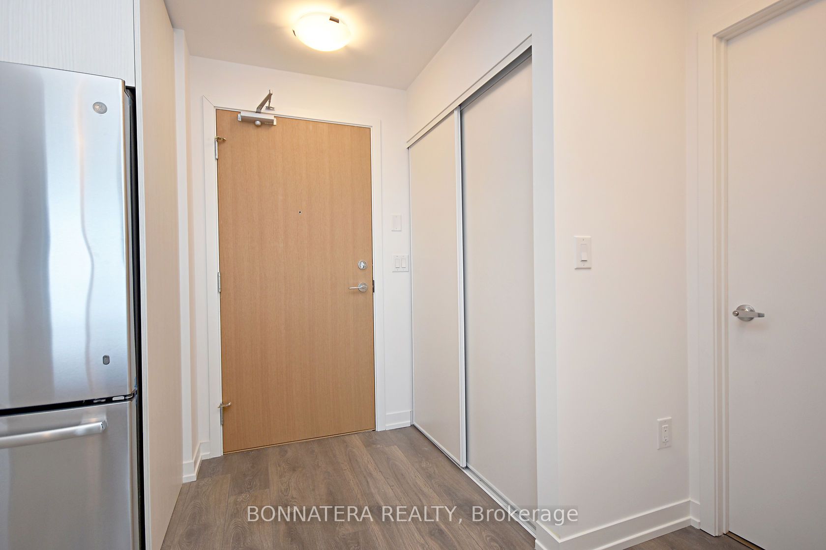Additional image 3 of 1613-2520 Eglinton Avenue W, Mississauga, ON, L5M 0Y4