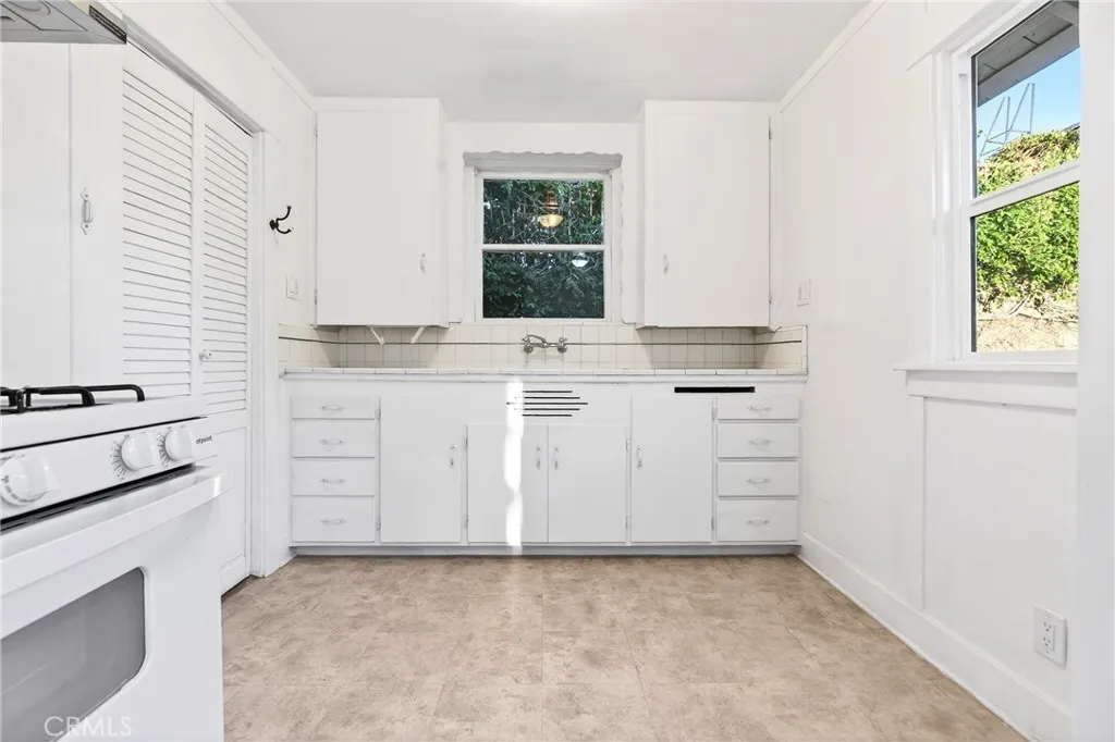 Additional image 60 of 316 W Kenneth, Glendale, CA 91202