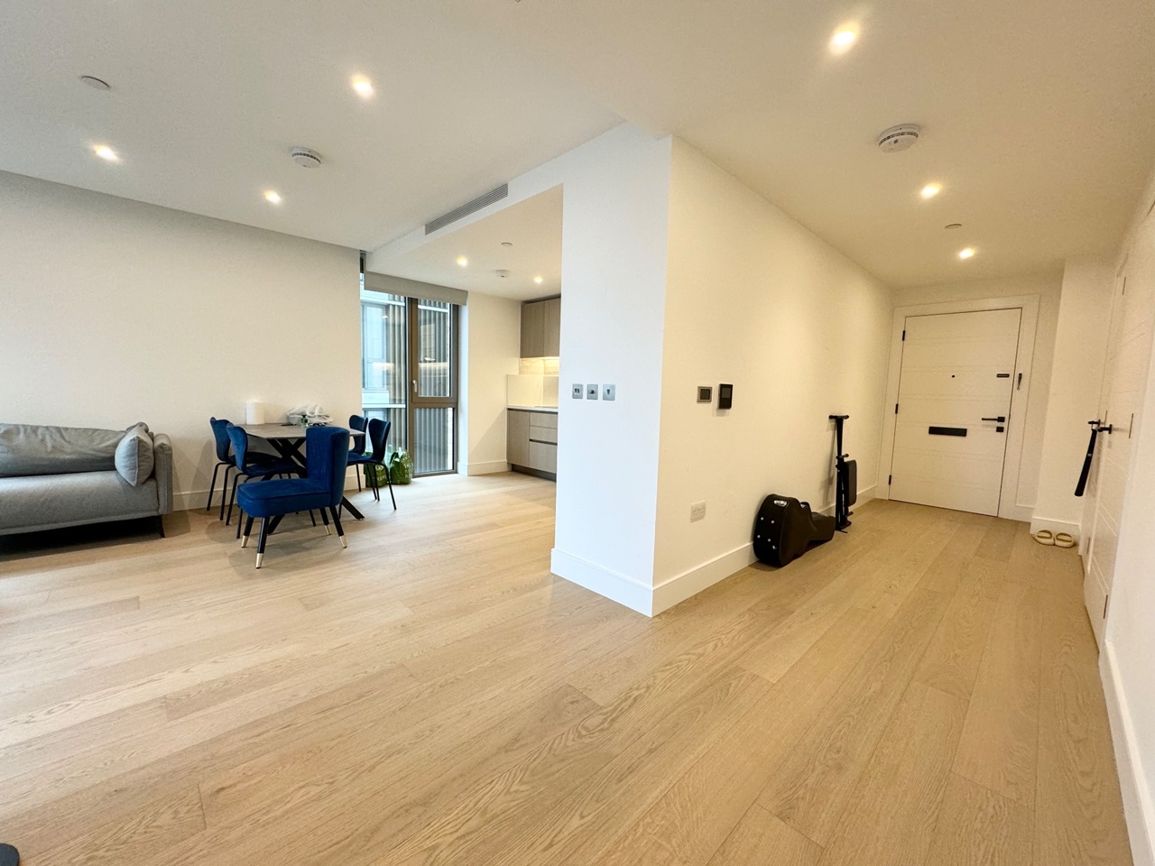 Additional image 7 of 2 Bed Flat, Salisbury House, SW11, N1 7GU