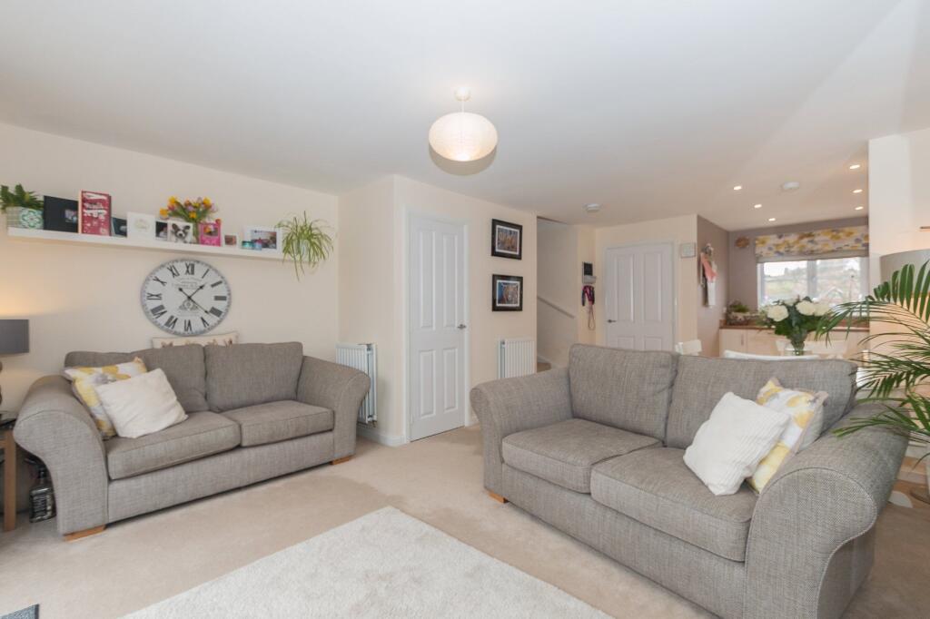 Additional image 4 of Kingcup Close, Catshill, B61