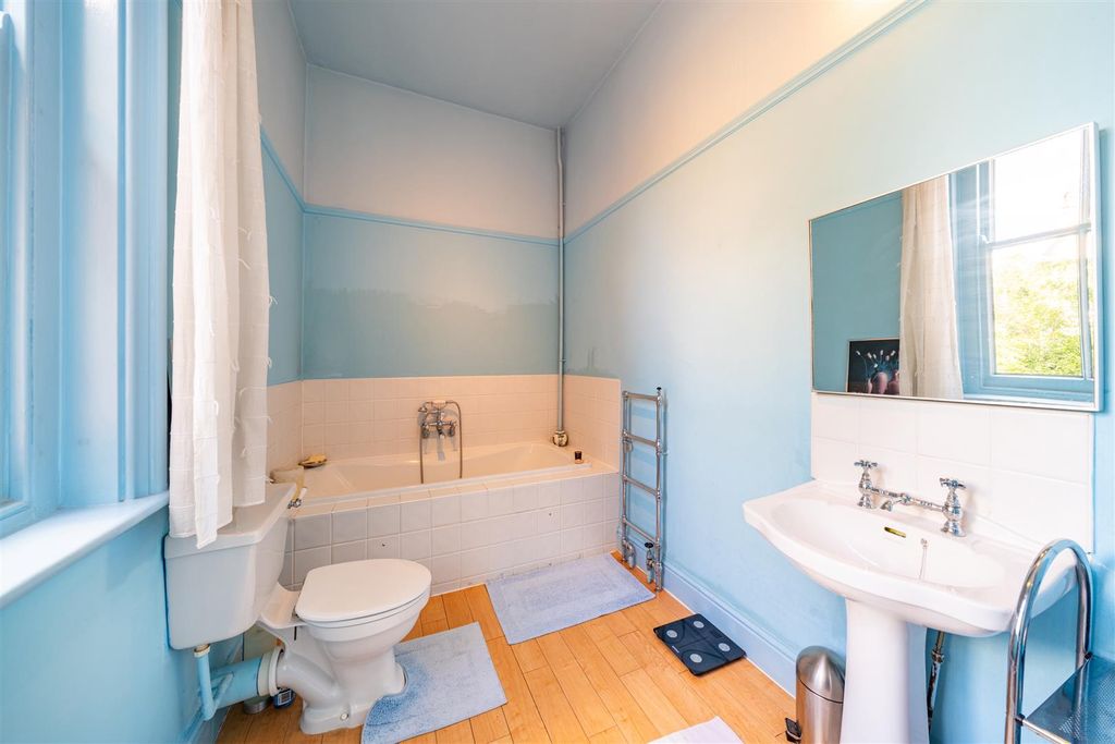 Additional image 17 of 6 bed detached house for saleCavendish Crescent North, The Park NG7