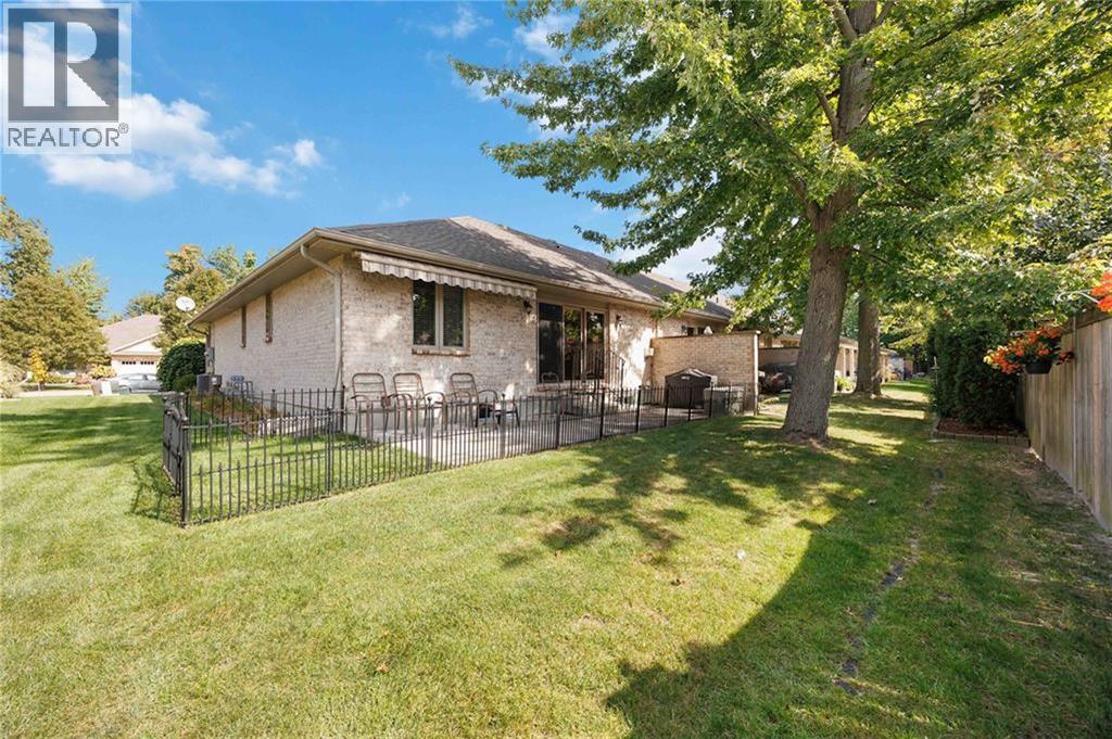 Additional image 2 of 207 Cassandra Boulevard, Sarnia, ON, N7S0A3
