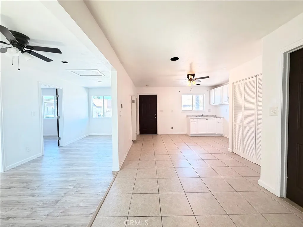 8422 San Carlos, South Gate, CA 90280