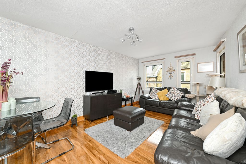 Additional image 2 of 2 bed maisonette for sale13 Eskdaill Street, Dalkeith, Midlothian EH22