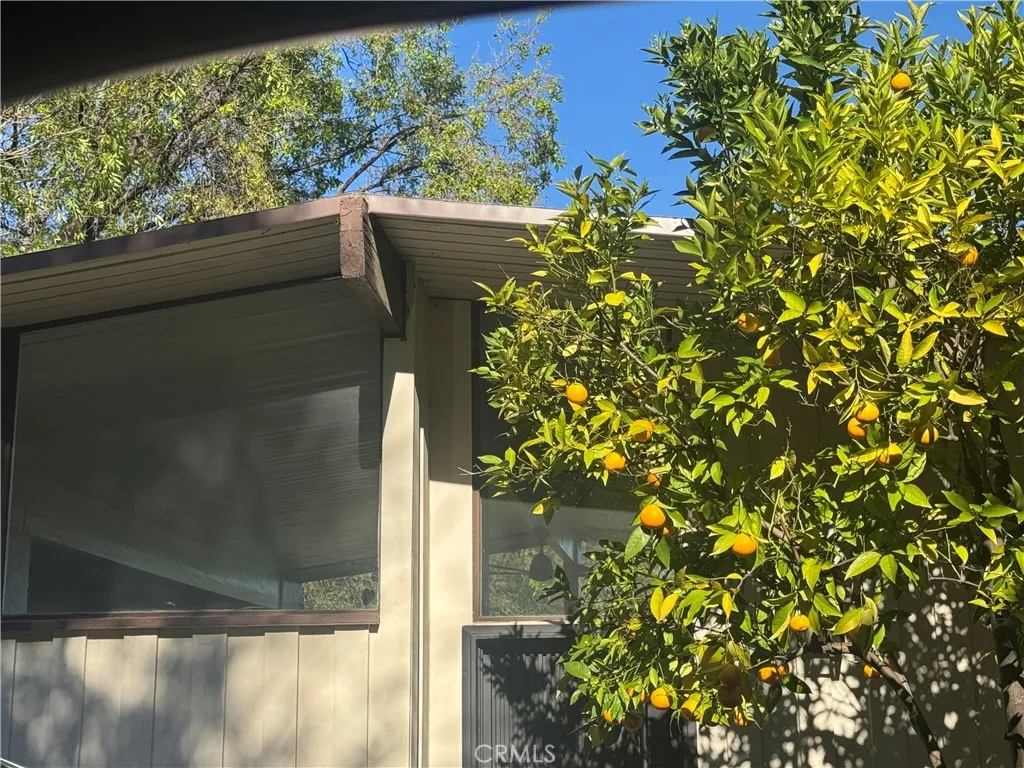 Additional image 92 of 11551 Decente Dr, Studio City, CA 91604