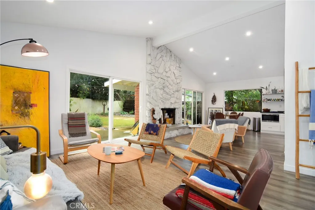 Additional image 5 of 4737 Topanga Canyon Blvd, Woodland Hills, CA 91364