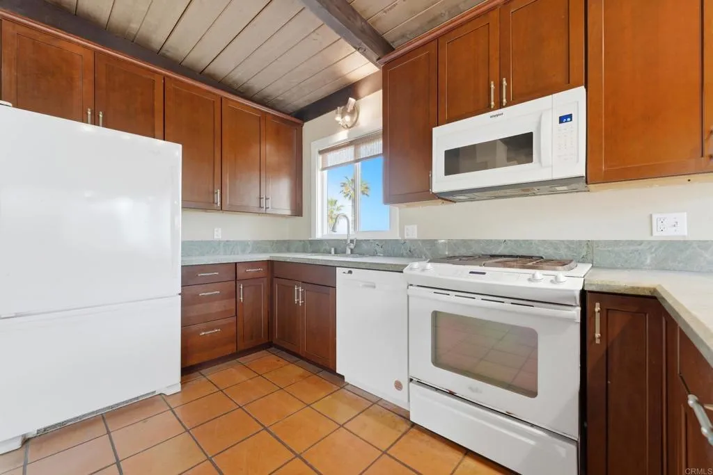 Additional image 28 of 1550 Seacoast Drive Unit A, Imperial Beach, CA 91932