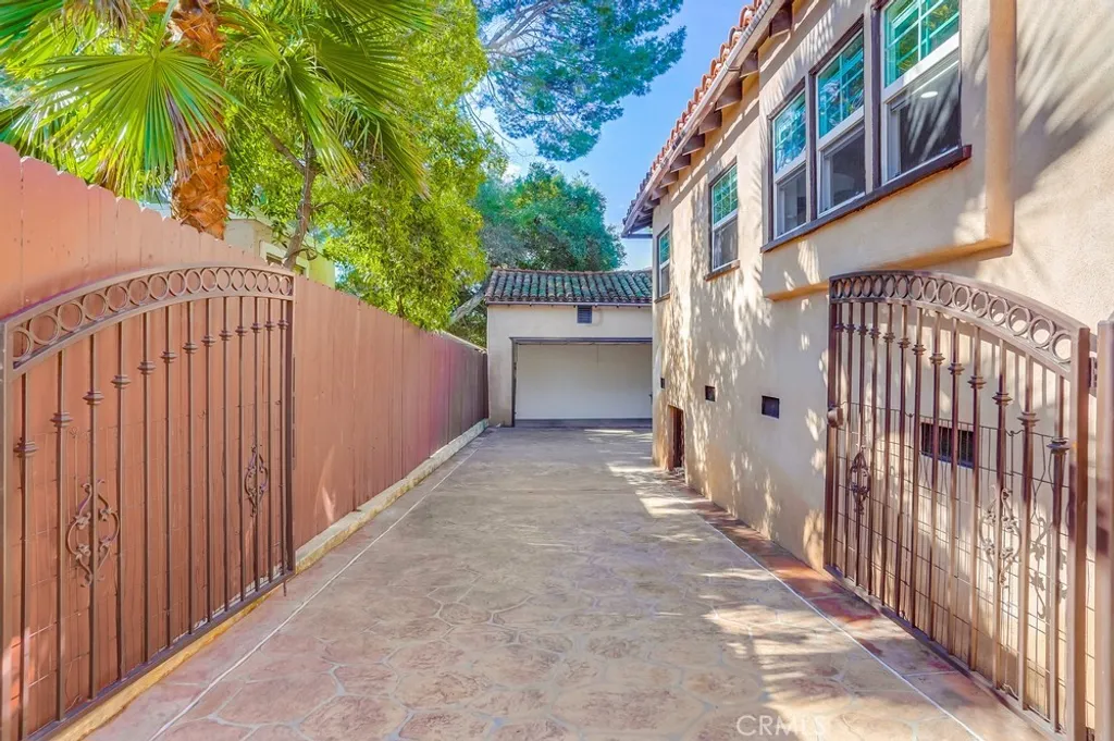 Additional image 47 of 2504 Piedmont Avenue, Montrose, CA 91020