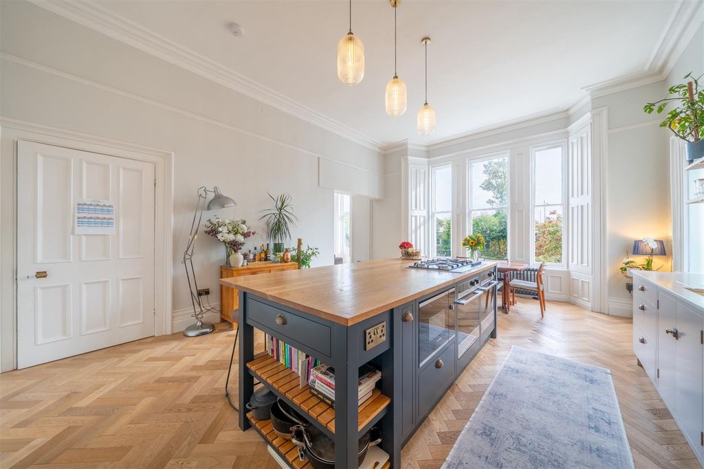 Additional image 5 of 7 bed link detached house for saleLenton Road, The Park NG7