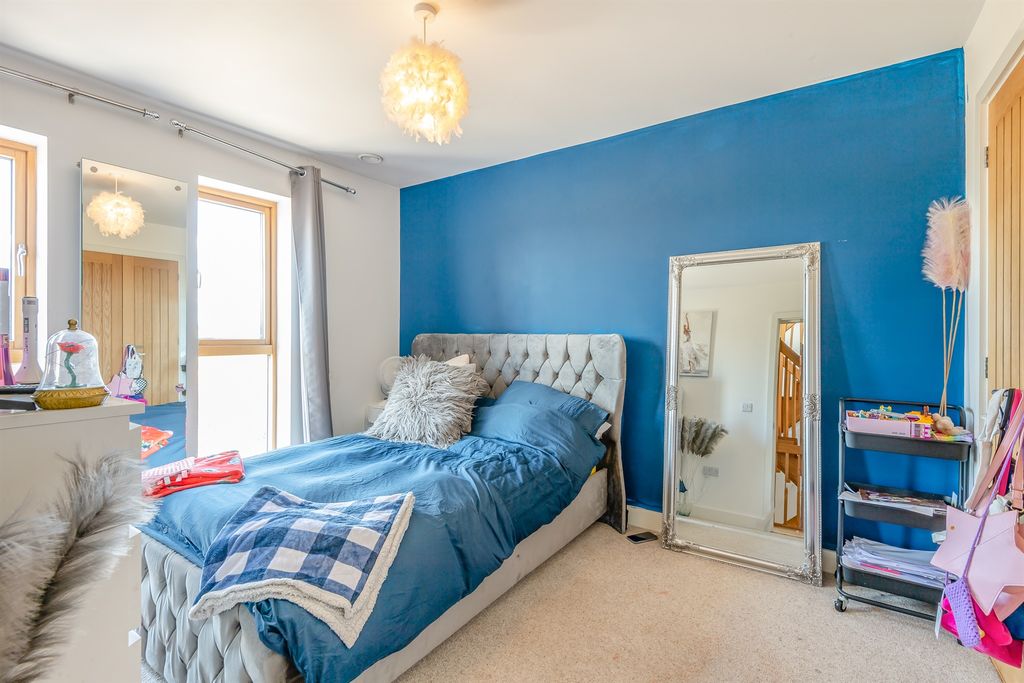 Additional image 13 of 7 bed detached house for saleWinsor Crescent, Hampton Vale, Peterborough PE7