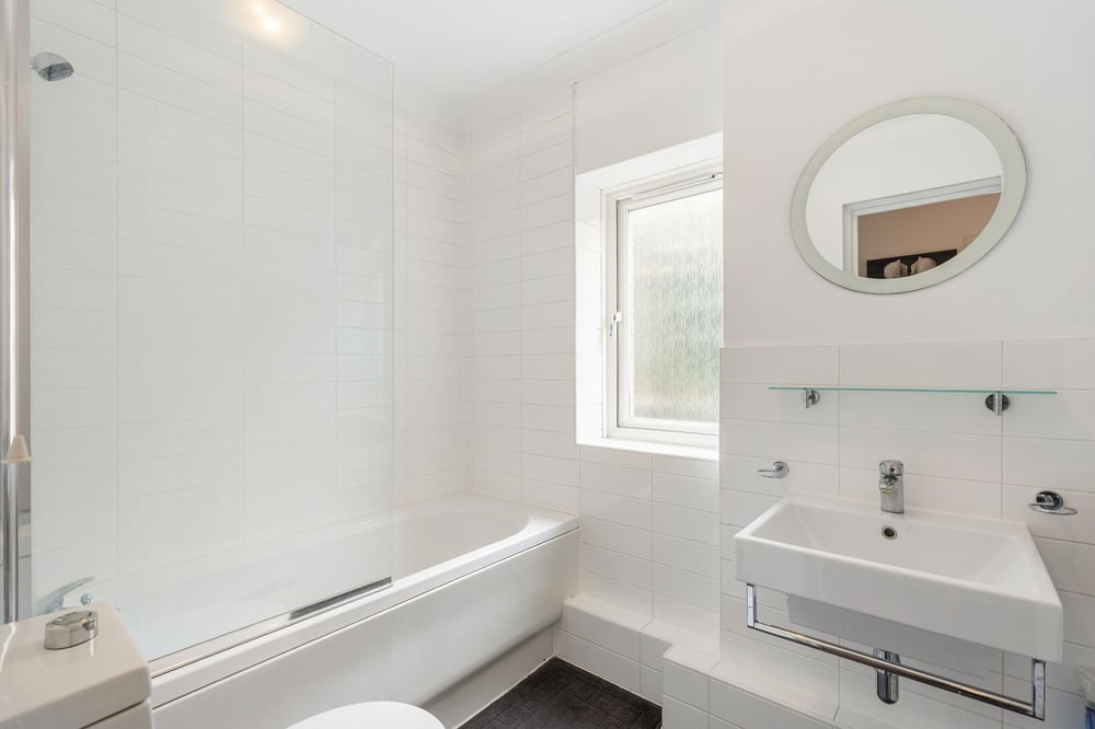 Additional image 10 of 1 Bed Flat, Hopewell Yard, SE5, N1 7GU