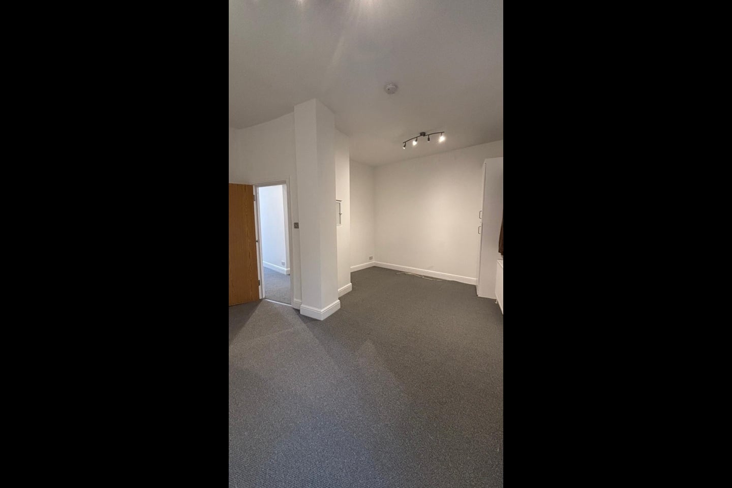 2 Bed Flat, Bolton Crescent, SE5, N1 7GU