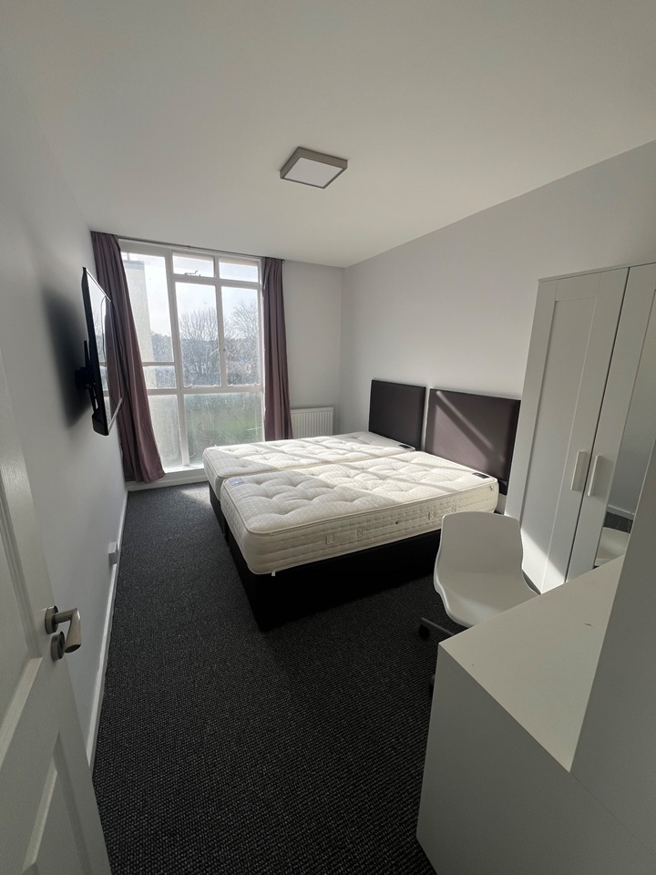 Additional image 3 of 3 Bed Flat, Exeter House, W2, W2 6EL