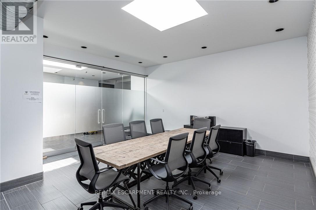 Additional image 4 of 102-33 Villers Street, Toronto, ON, M5A1A9