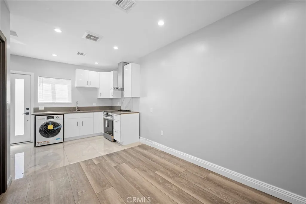Additional image 19 of 13687 Bracken St, Arleta, CA 91331