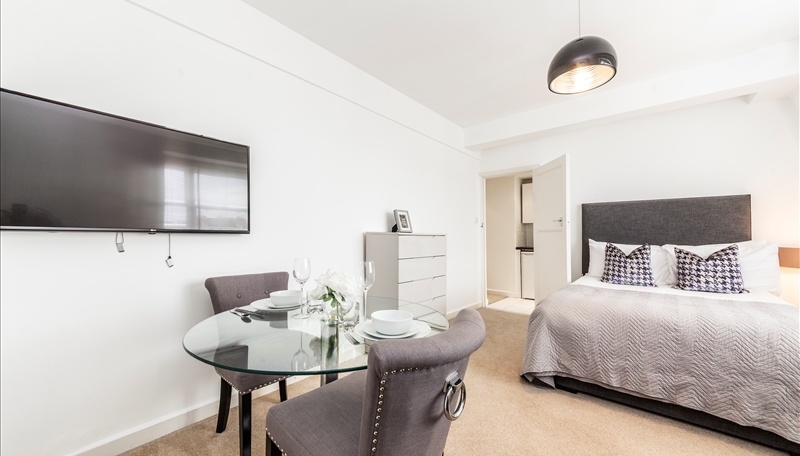 Studio Flat, Hill Street, W1J, N1 7GU