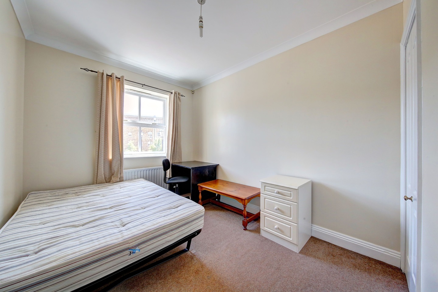 Additional image 4 of 3 Bed Flat, London Bridge, SE1, N1 7GU