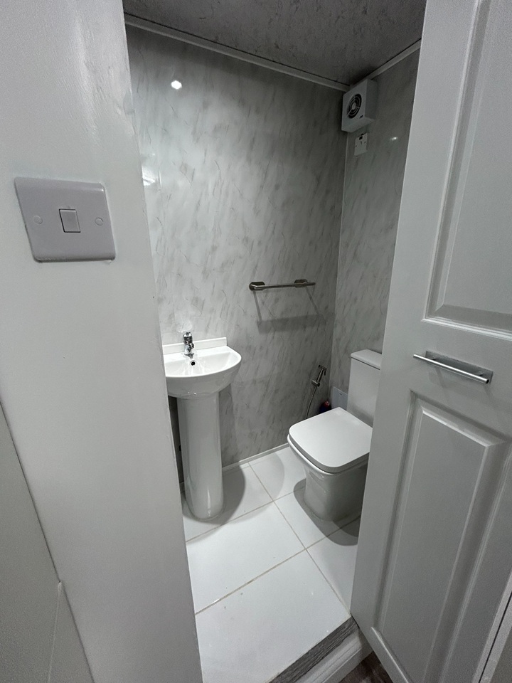 Additional image 13 of Room in a Shared House, Kennet Street, E1W, N1 7GU