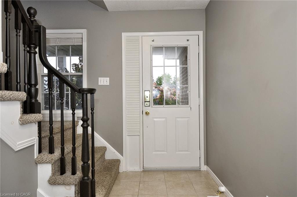 Additional image 3 of 216 Pineland Court, Waterloo, ON, N2T 2S3