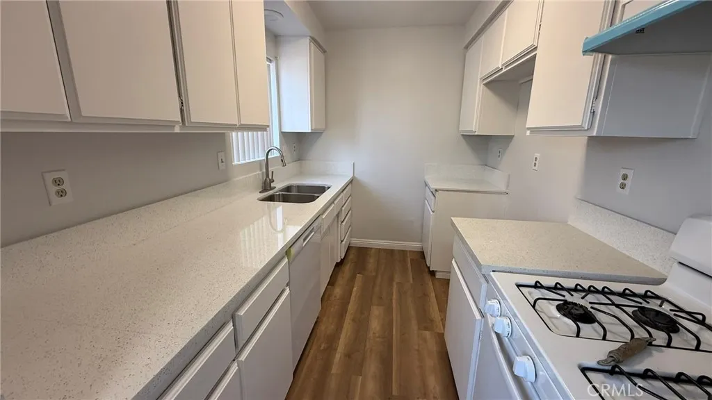 Additional image 3 of 300 S 5th Ave Unit A, Monrovia, CA 91016