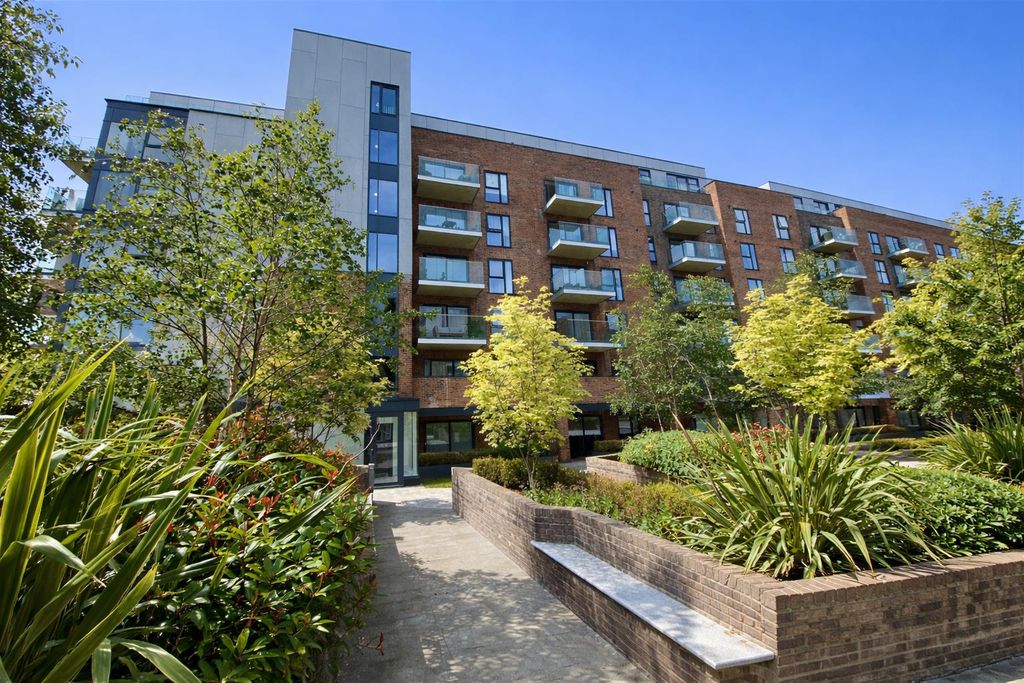 Additional image 17 of 2 bed flat for saleEast Station Road, Fletton Quays, Peterborough PE2