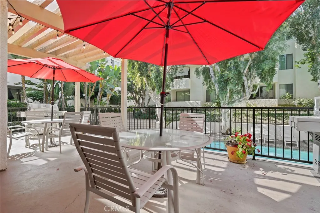 Additional image 54 of 5325 Newcastle Avenue Unit 240, Encino, CA 91316
