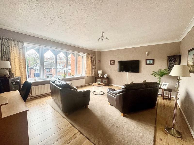2 bed flat for saleGrosvenor Crescent, Grimsby DN32