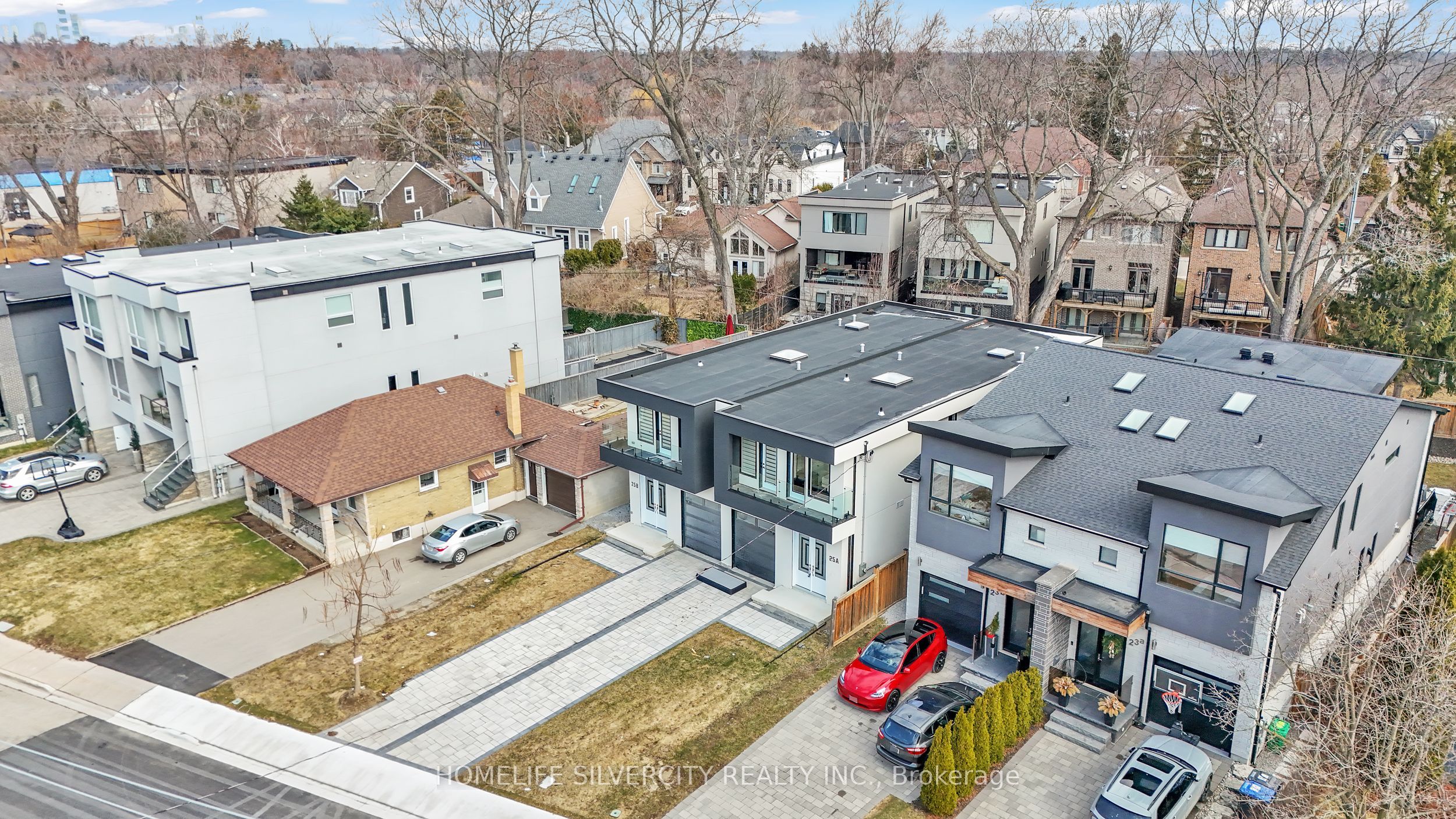 Additional image 3 of 25A Pine Avenue N, Mississauga, ON, L5H 2P9