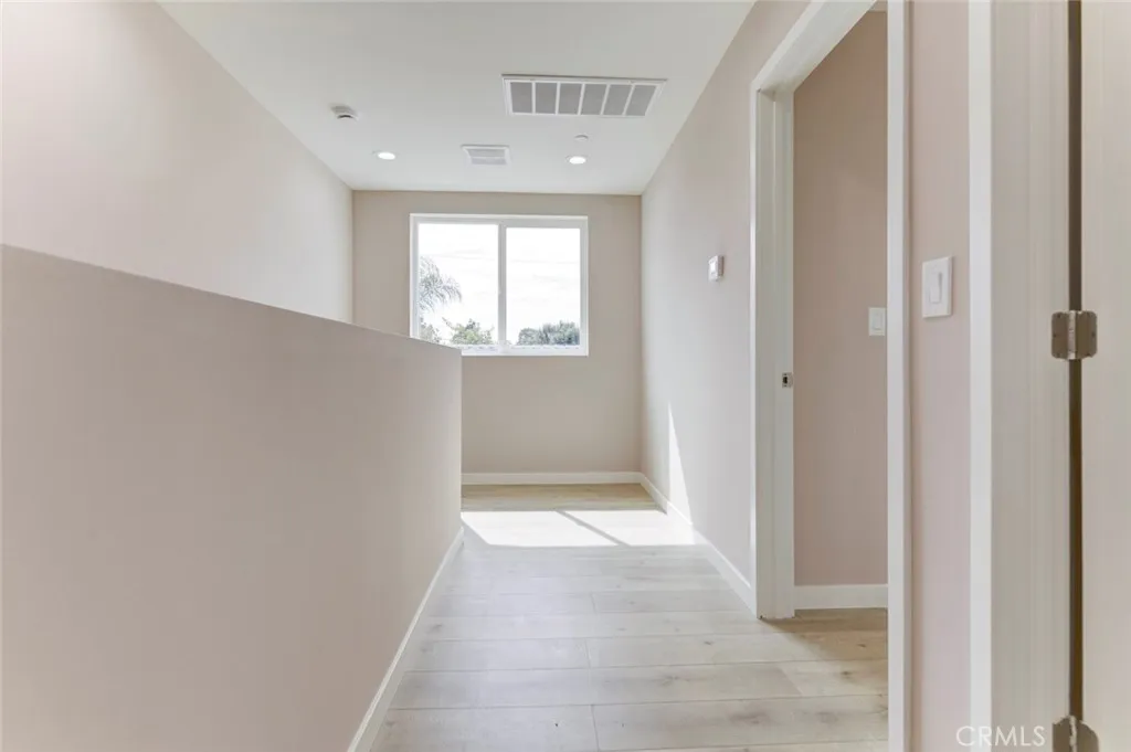 Additional image 15 of 7300 N Firmament Avenue, Van Nuys, CA 91406