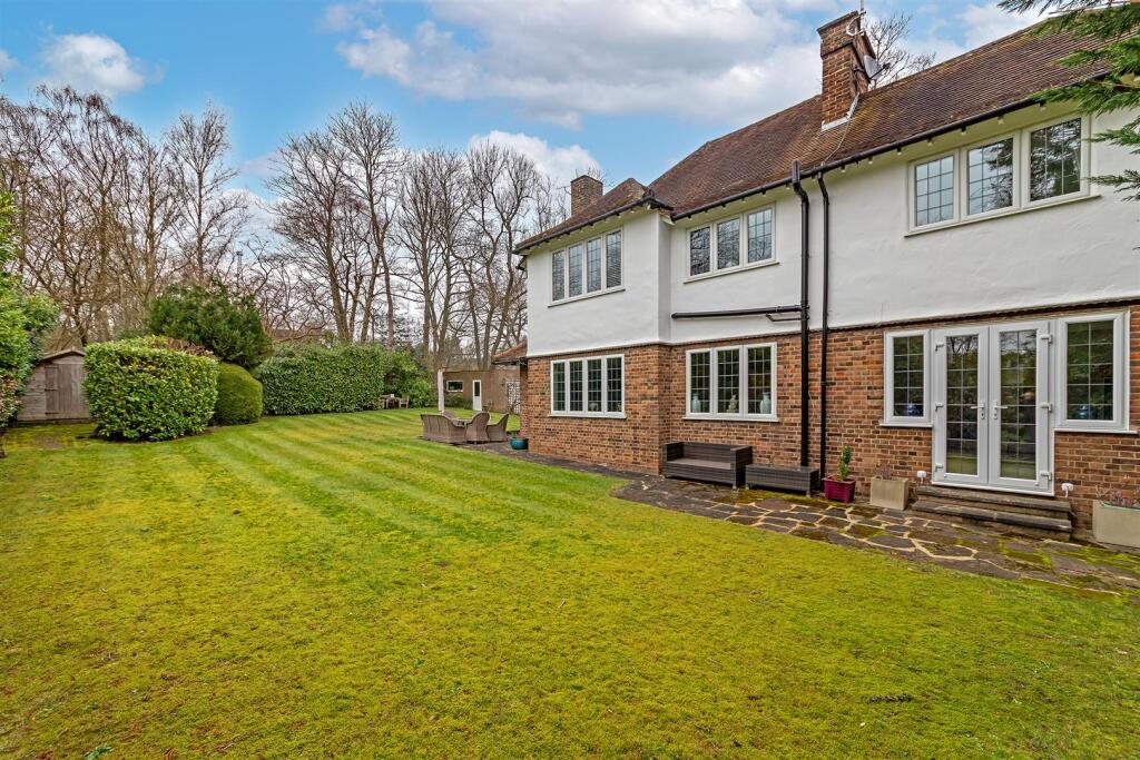 Additional image 34 of Kentish Lane, Brookmans Park